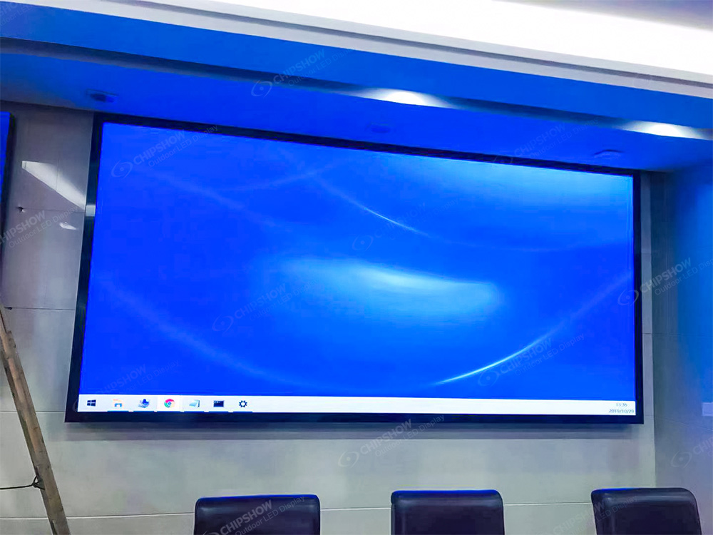 屋内小ピッチ表示画面