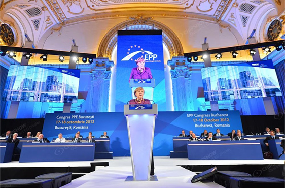 ピッチの小さい屋外用 LED ディスプレイはどのように動作するのでしょうか? Chipshow C-Lite-Plus が最適なソリューションになります。