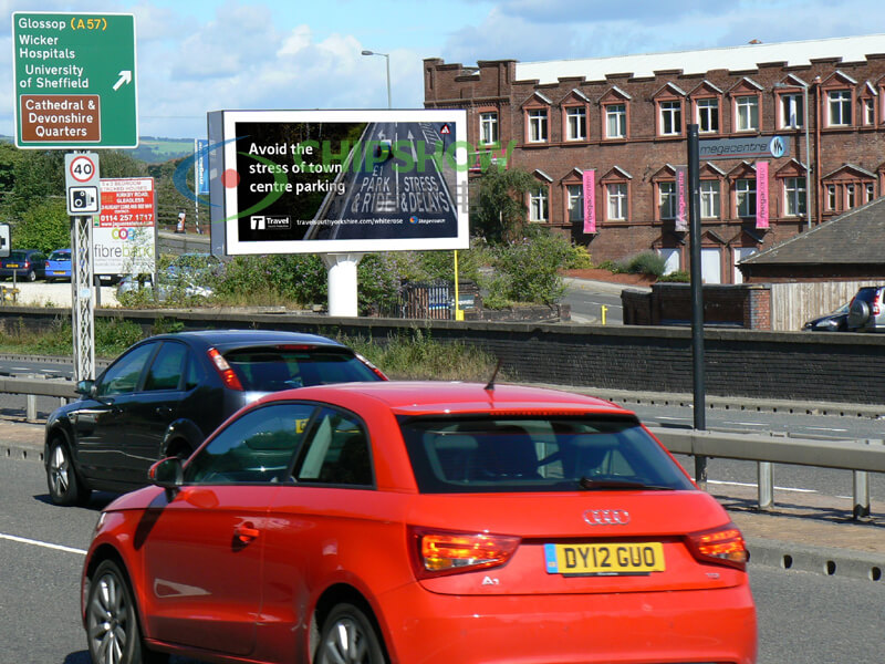 最近の状況を主導したディスプレイ画面